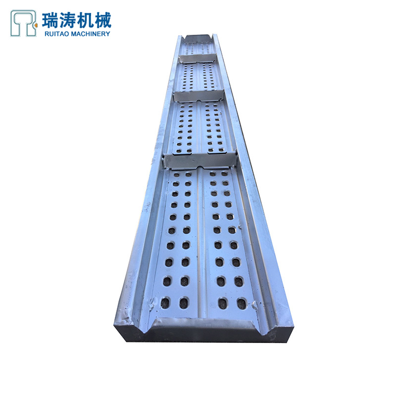 240x45全封闭防积砂成品钢跳板反面图